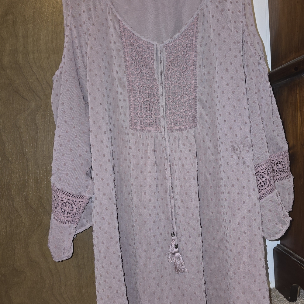 Women's Lace Detail Blouse - Pink